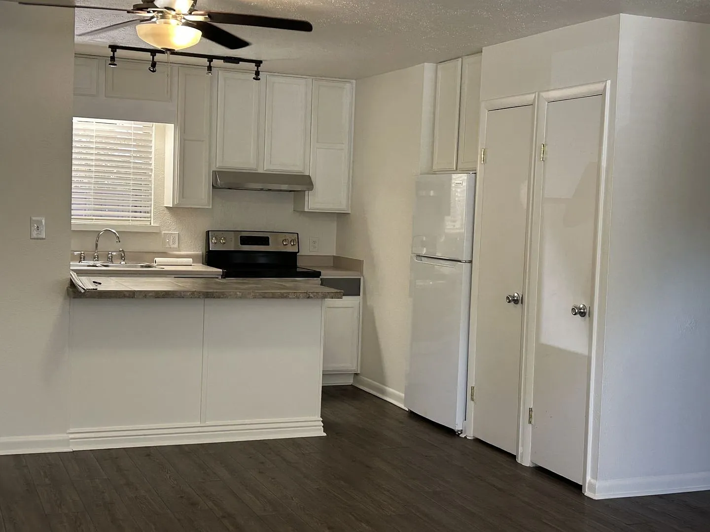 2609 Stanford Road — Photo 3
