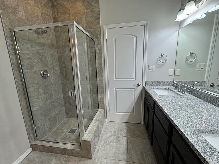 1619 Cheshire Ct NW — Photo 10