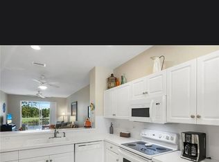 8259 Parkstone Pl APT 305, Naples, FL 34120