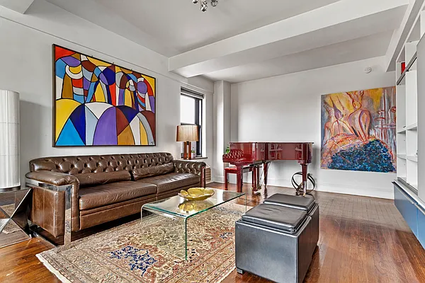 Sold by Compass | media 9