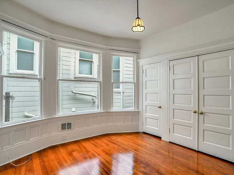 1387 Grove Street — Photo 13