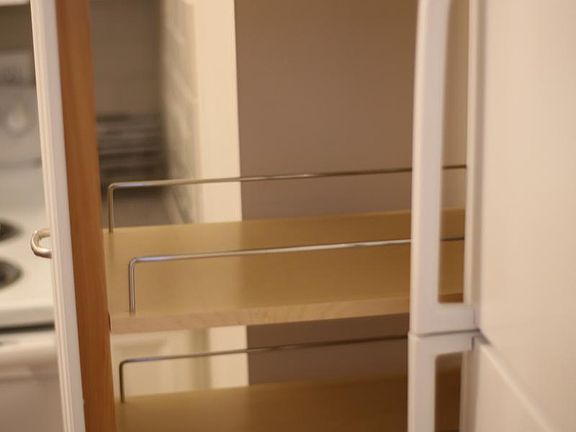 Kitchen pantry