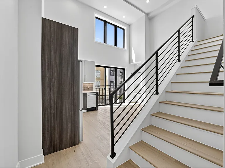 2440 Ontario Rd NW #7 — Photo 6