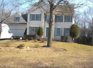 7685 Rogues Rd, Nokesville, VA 20181