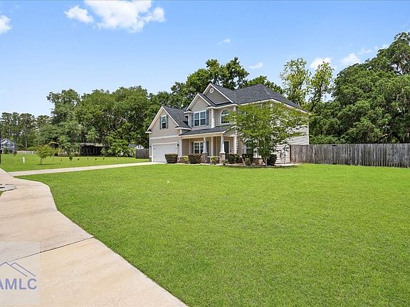 2nd image of 95 Flemington Oaks Dr