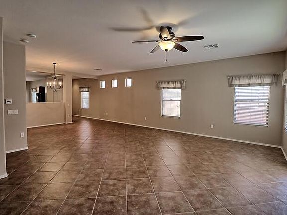 4th image of 895 W Calle Muro Fuerte