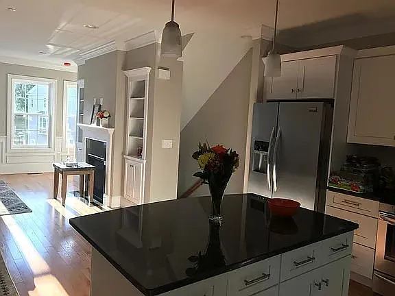 2 bed, 2.5 bath, 1600 sqft, $3,500 — Photo 1