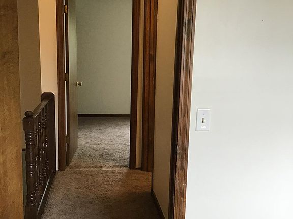 5th image of 1132 E Ash St APT B