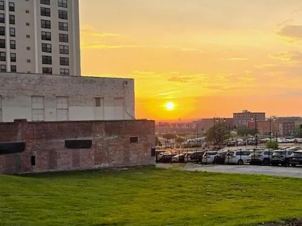 718 Grand Blvd, Kansas City, MO 64106