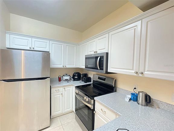 5th image of 1559 NW 29th Rd #5