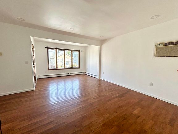 2nd image of 8406 Newkirk Ave #1