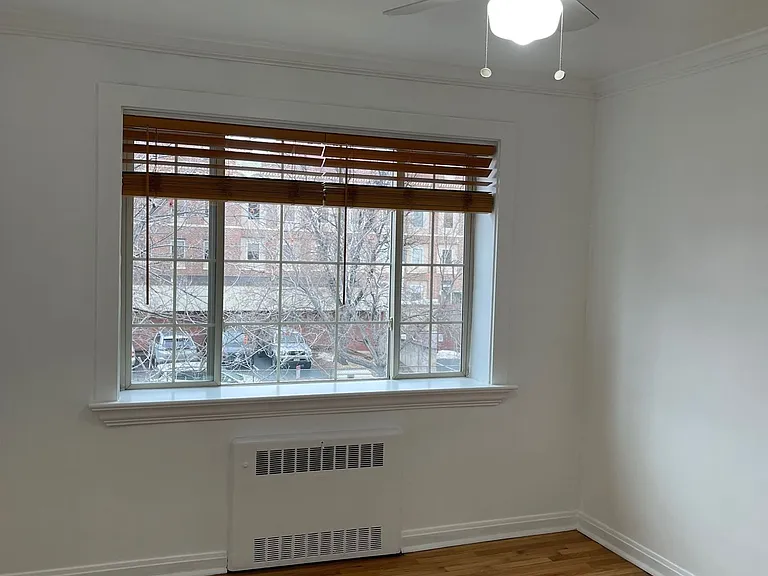 The Fern Flats - Newly Renovated in 2024 with in-unit Washer and Dryer! — Photo 8