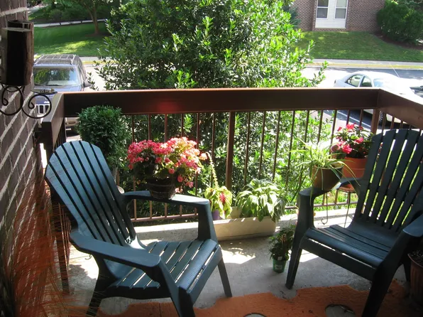 7908 Pearlbush Dr #3, Gaithersburg, MD 20879