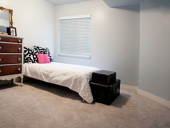 Bedroom #5 (partial)