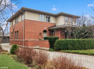 825 Forestview Ave, Park Ridge, IL 60068