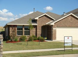 705 Chalk Knoll Rd, Fort Worth, TX 76108