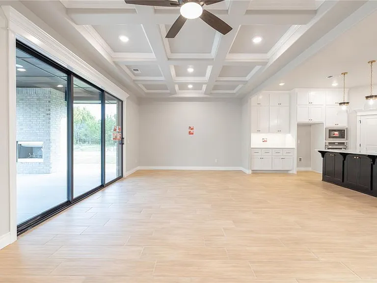 12616 Velvet Ash Ave — Photo 3