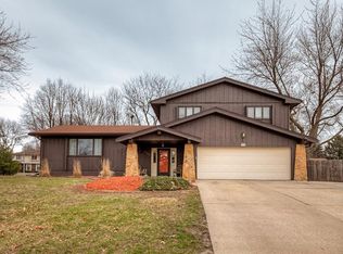 1117 Vividell Ln, West Des Moines, IA 50266