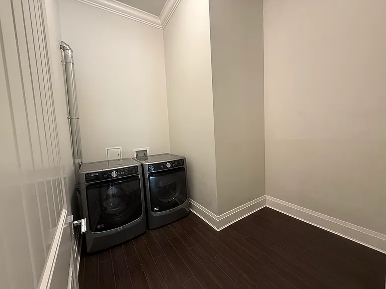 6688 Altringham Ct — Photo 4