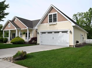24 Scarlett Oak Cir, Egg Harbor Township, NJ 08234