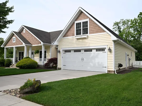 24 Scarlett Oak Cir, Egg Harbor Township, NJ 08234