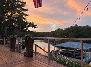 800 Lakecrest Dr, Creal Springs, IL 62922