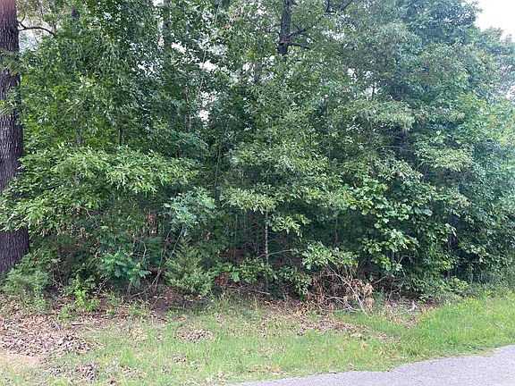 3rd image of Little Creek Cir