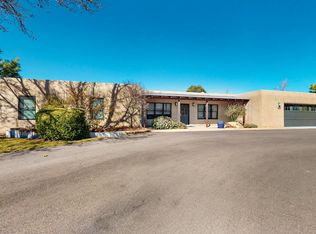 926 Camino Ranchitos NW, Albuquerque, NM 87114