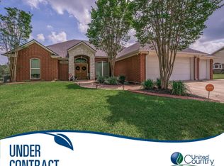 640 E Wilkins Rd, Gladewater, TX 75647