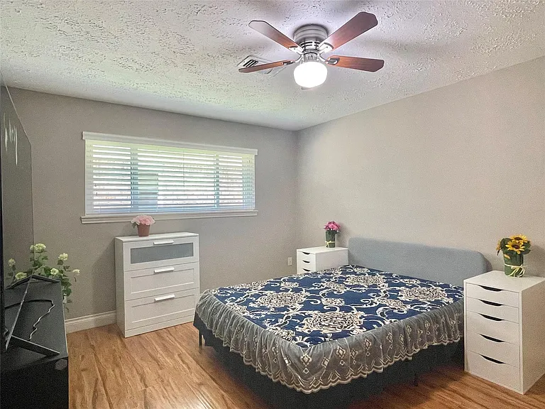 3023 Sam Houston Dr — Photo 16