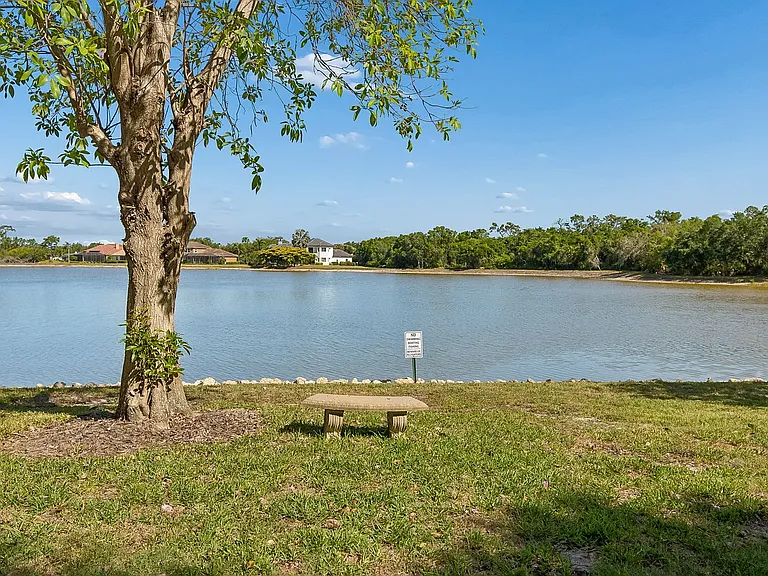 7702 Lake Vista Ct #202 — Photo 77