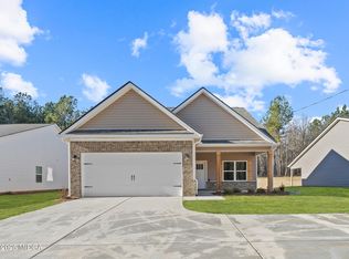 138 Allan Green Dr, Gray, GA 31032