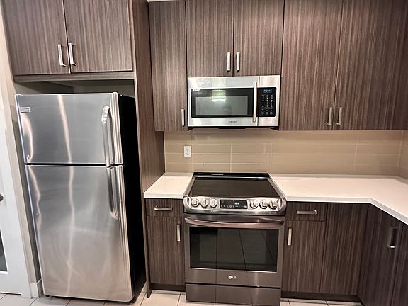 4th image of 46260 Tournier Pl #1