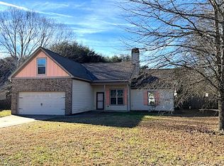 252 Owens Rd, Fort Mitchell, AL 36856