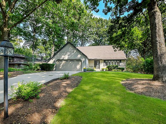 2nd image of 234 Jervey Ln