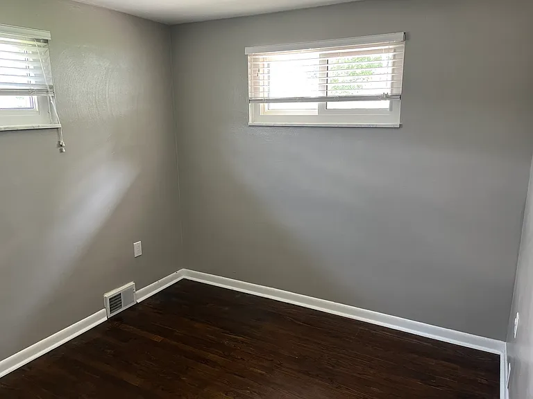 2810 Franklynn Dr — Photo 8