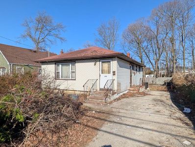 388 Vespucci Avenue, Copiague, NY, 11726