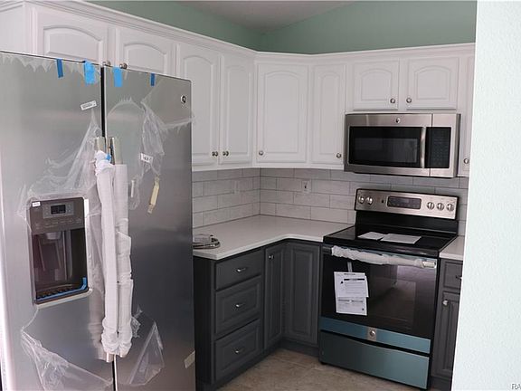 5th image of 22154 SW Papaya Ln