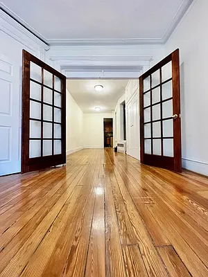 Rented by Oxford Property Group | media 24