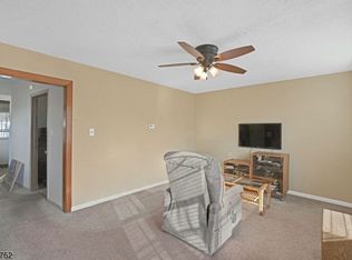 890 Linden Ave, Brick, NJ 08723