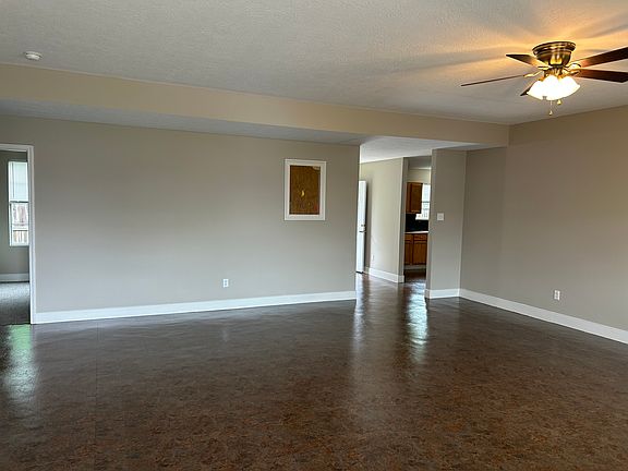 2nd image of 5050 Weston Dr