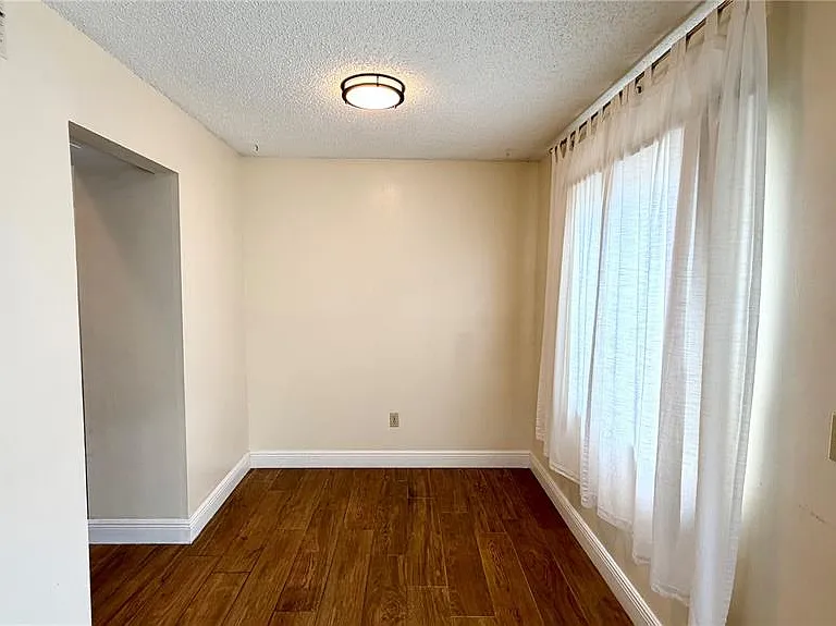 5561 Slash Pine Ct #26-3 — Photo 4