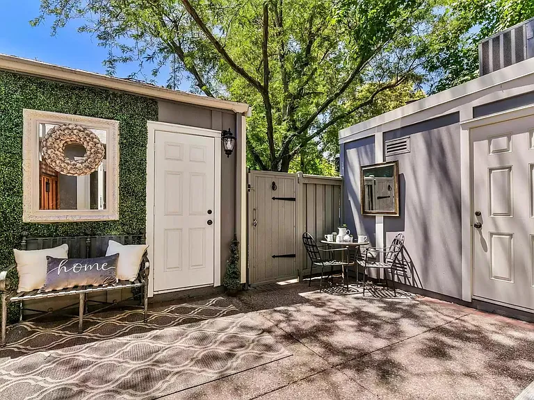 567 Sycamore Cir — Photo 5