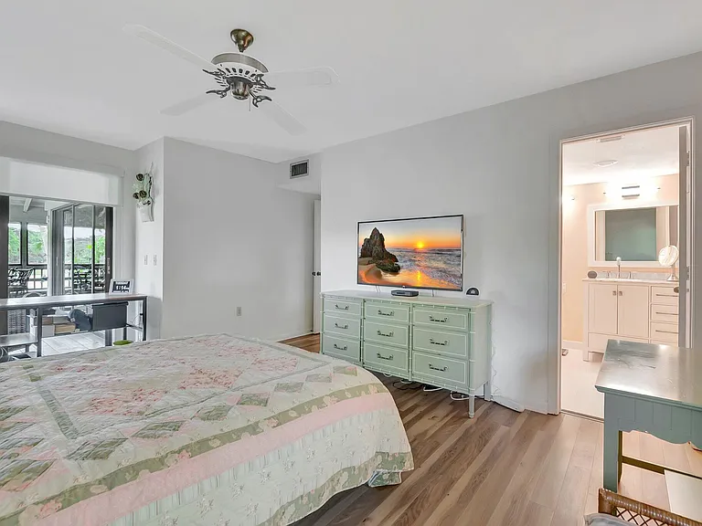7067 Rain Forest Dr — Photo 21