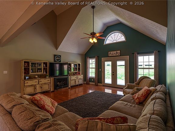 4th image of 732 Ball Fork Rd