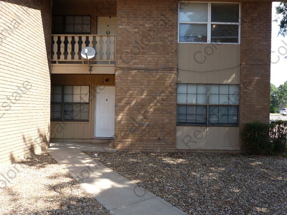 1st image of 712 Laurelwood Dr APT A