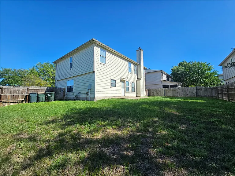 580 Hometown Pkwy — Photo 37