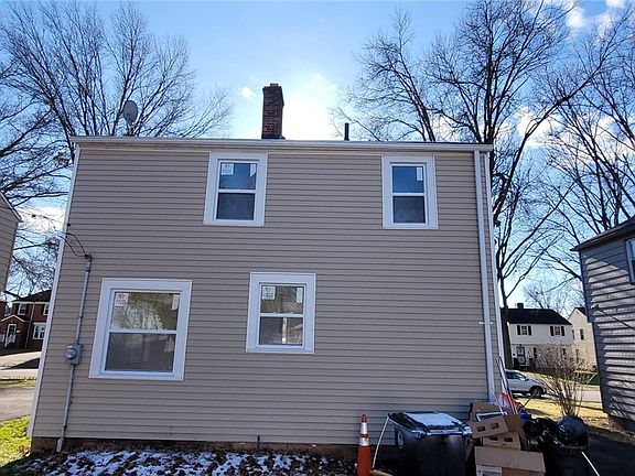 4th image of 17315 Walden Ave