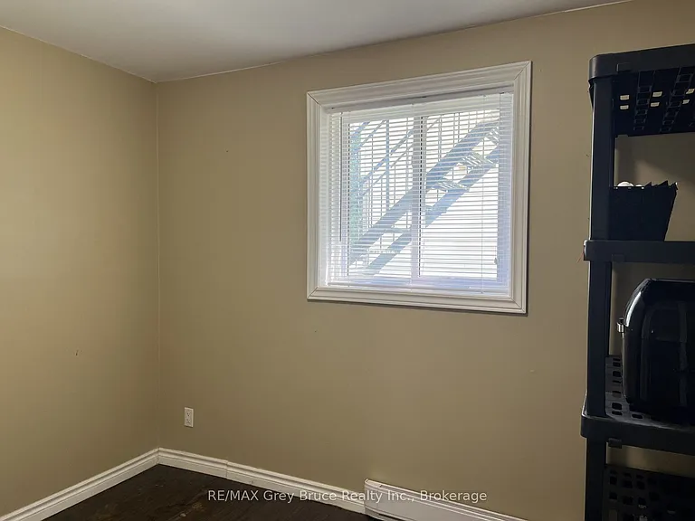 496 Elizabeth St #2 — Photo 9