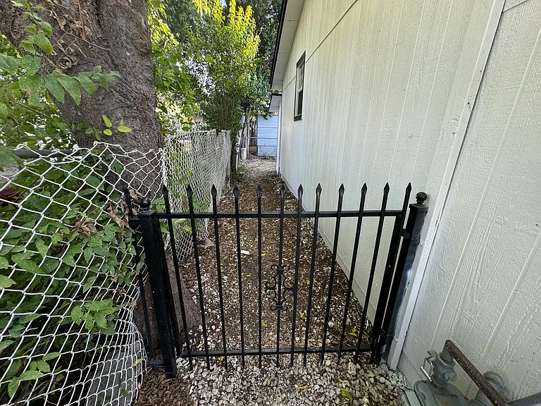 310 Finton #1 — Photo 15